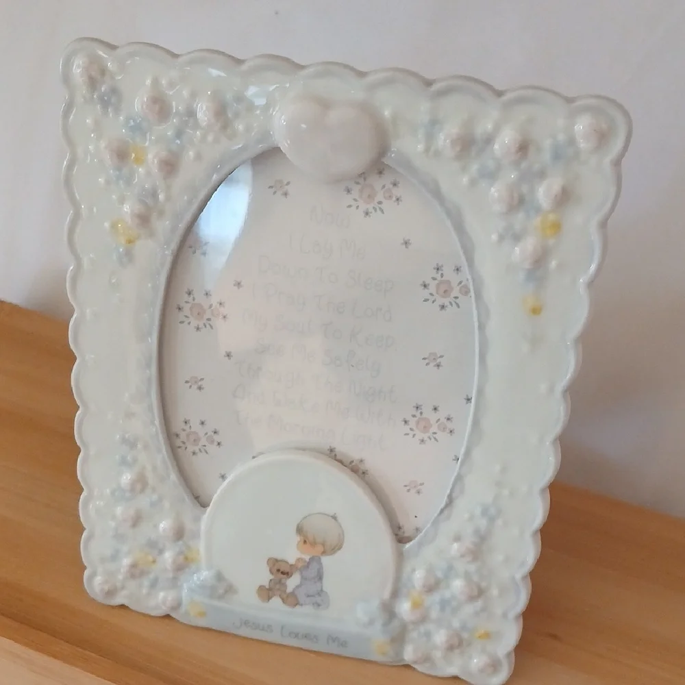 Jesus Loves Me Enesco Precious Moments Picture Frame Vtg